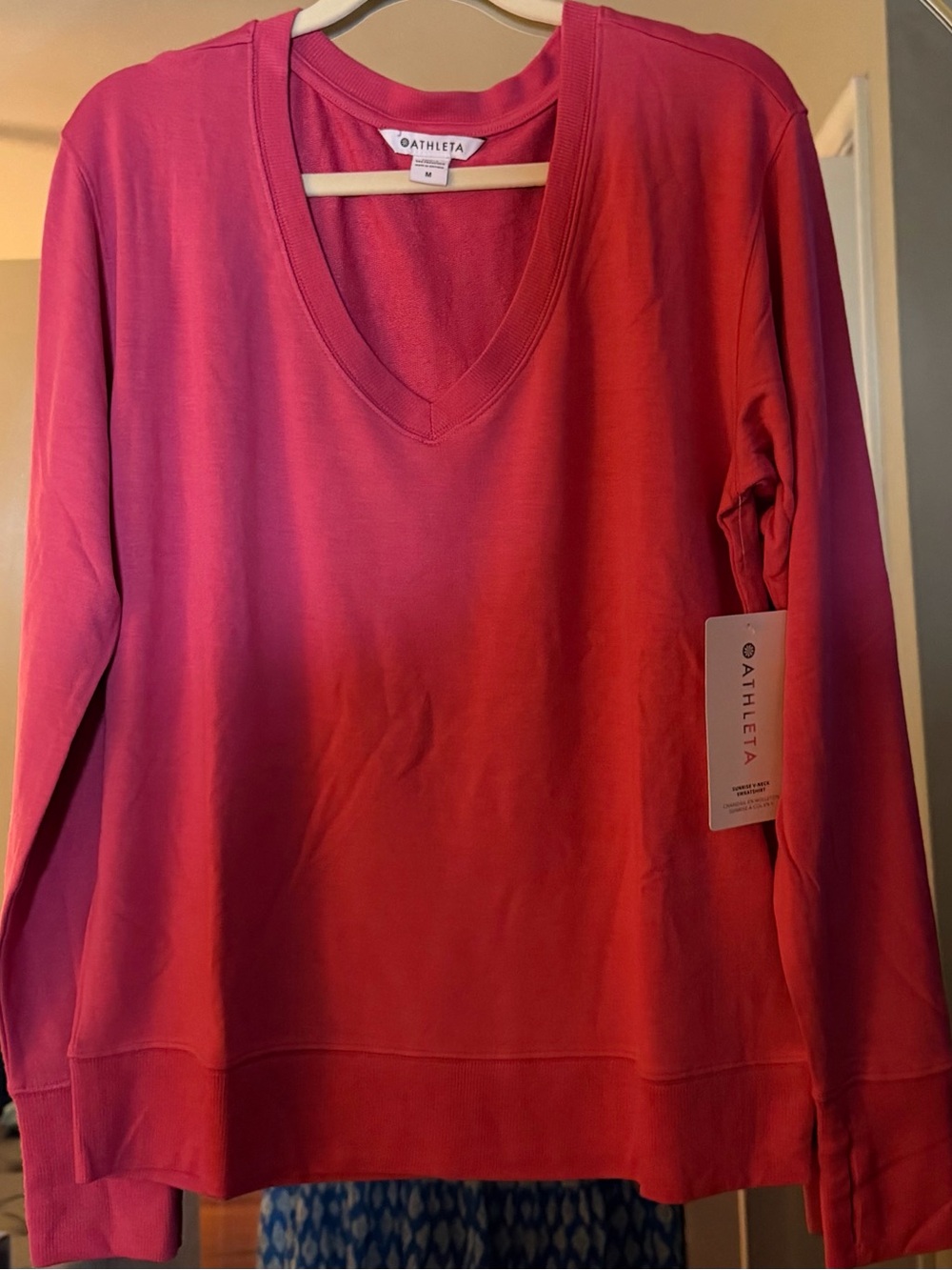 Athleta Raspberry V-Neck Long Sleeve Women’s Top